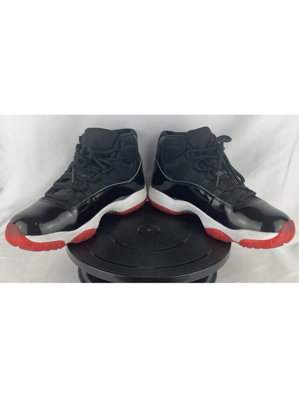Men’s 9 Nike Air Jordan 11 Retro Bred 2019 Black Varsity Red White 378037-061